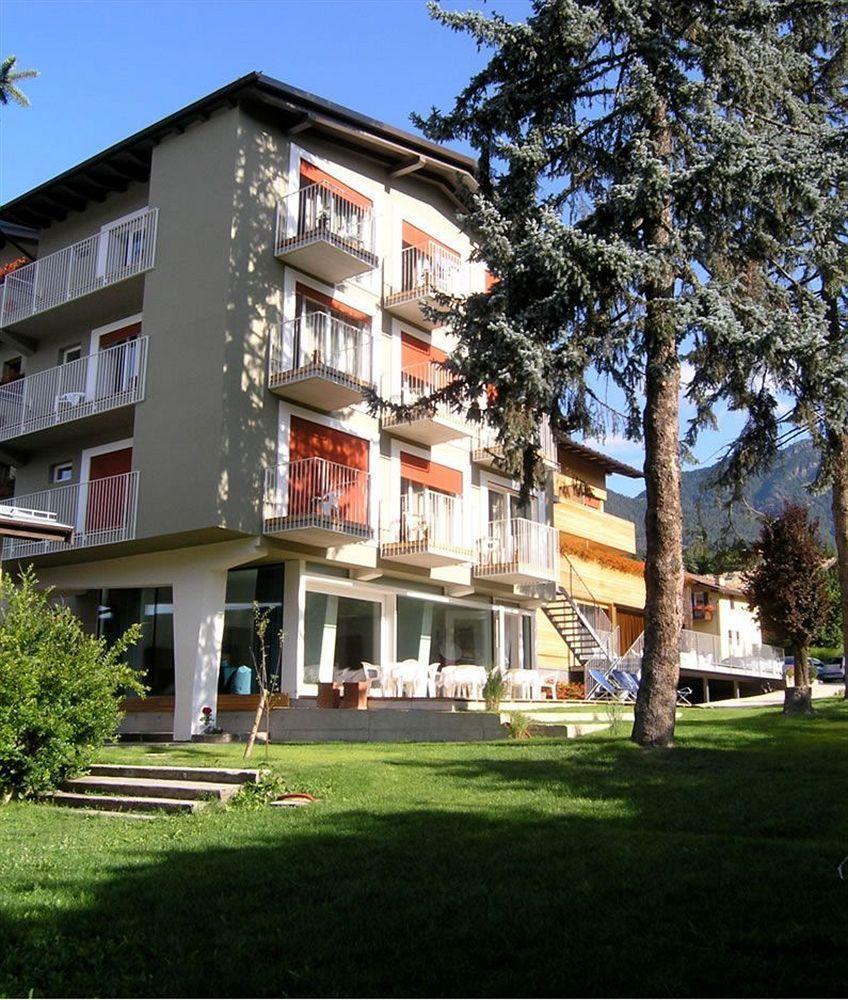 Azalea Park Hotel Cavalese Buitenkant foto